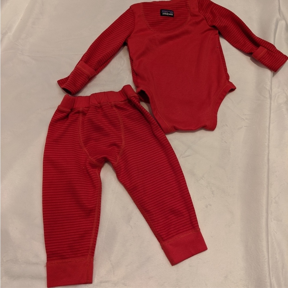 Great condition base layers! Actually 6-12